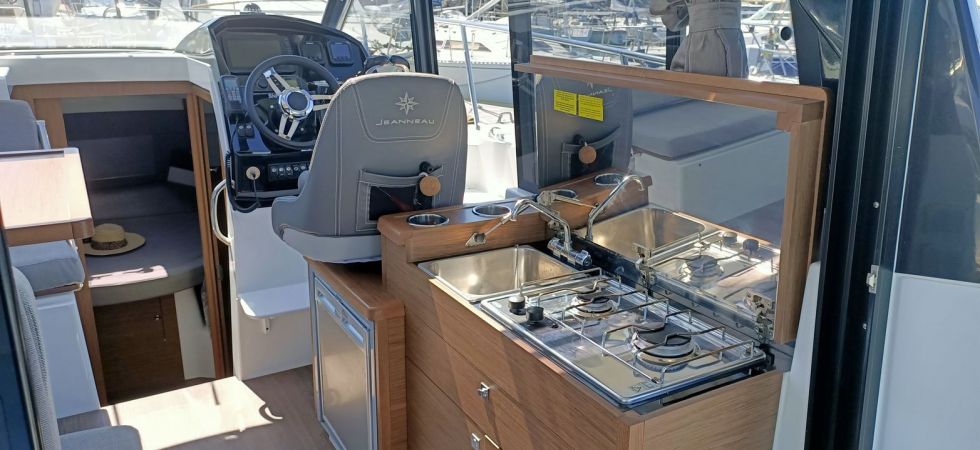 JEANNEAU MERRY FISHER 895, Pornichet Yachting